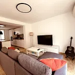 Vila Andre A Nîmes